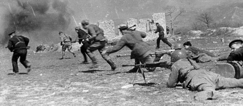 Гитлер приказал удерживать Севастополь до последнего патрона