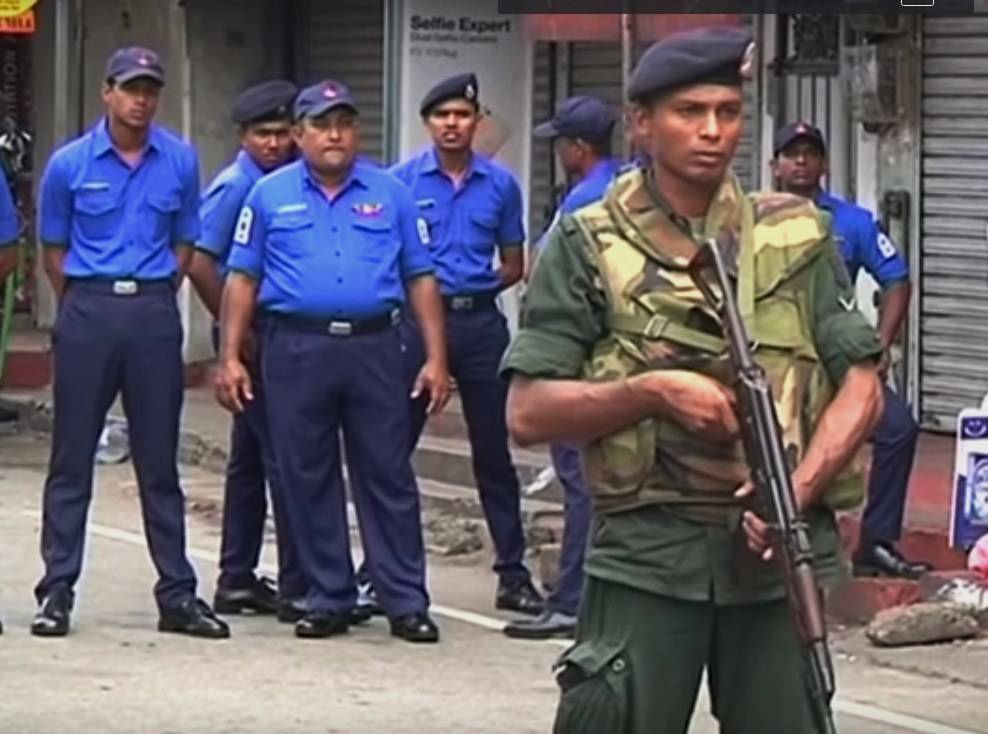 Теракты на Шри-Ланке: почти 300 погибших. Полиция поймала подозреваемых