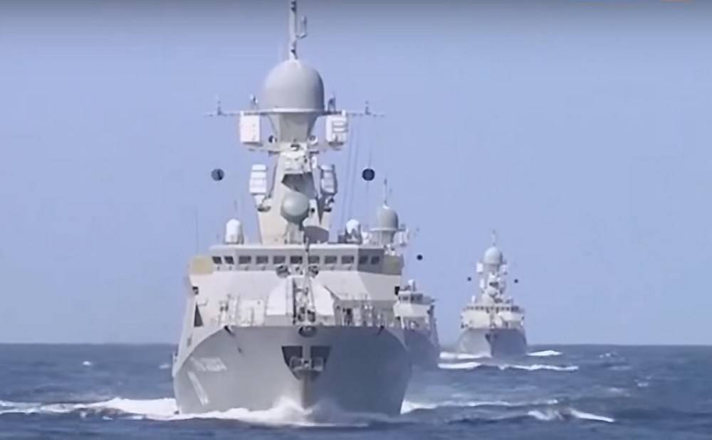 Моряки ЧФ через суд требуют выплат за командировки в Сирию