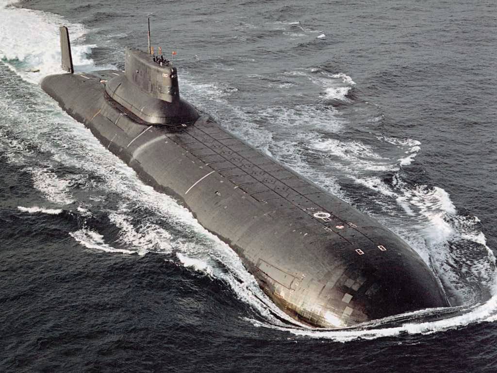 NI оценил намерение России оснастить АПЛ проекта «Акула» ракетами «Калибр»