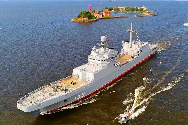 Русский флот прирастёт ещё двумя большими кораблями