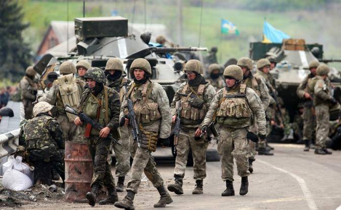 Зеленский обещает бойцам ВСУ еще 5 лет войны в Донбассе за высокую зарплату