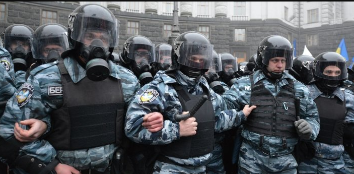 Как сегодня Украина относится к силовикам, противостоявшим майдану