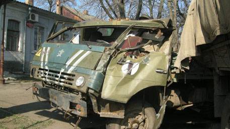 Второй за неделю грузовик с бойцами ВСУ подорвался на Донбассе