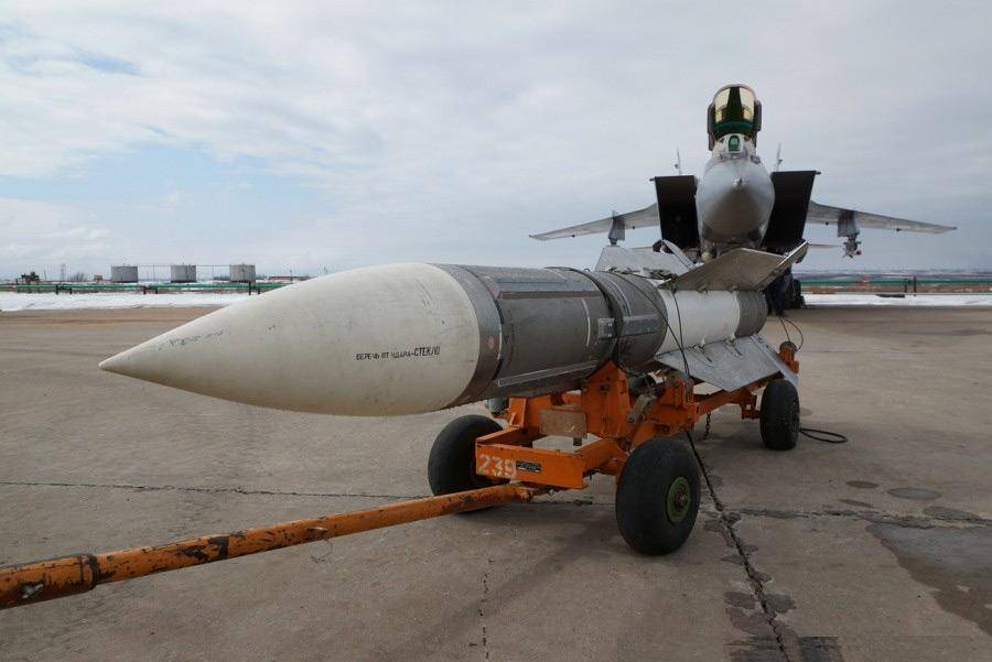 Р-27 и Р-33: советские ракеты станут ответом истребителям Запада