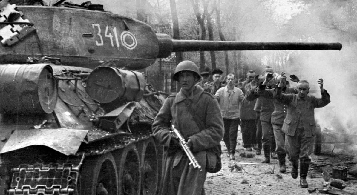 Командуют танкисты: штурм Берлина огнём и гусеницами