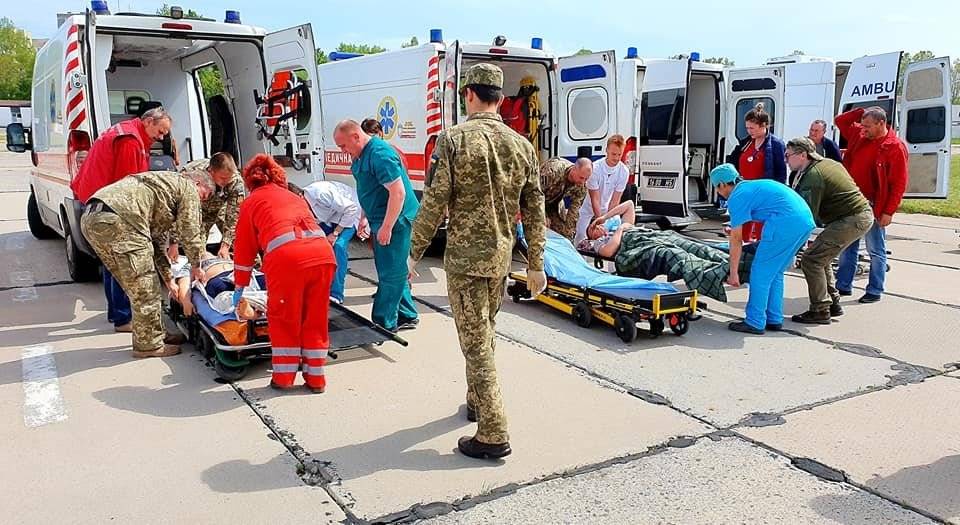 В Одессу и Киев прибывают самолеты с ранеными солдатами ВСУ из Донбасса