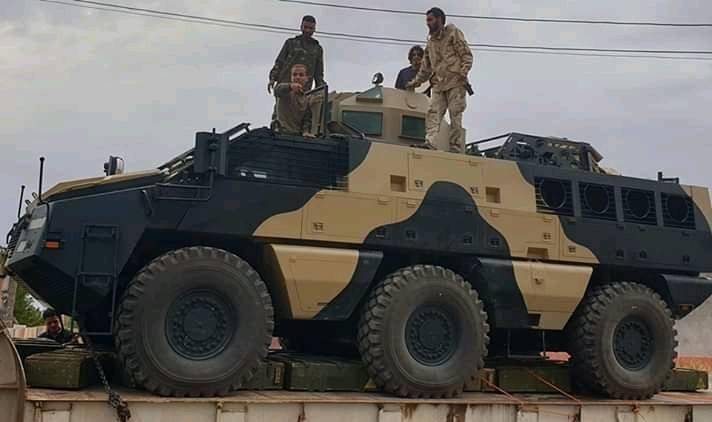 Бронеавтомобиль Mbombe замечен в районе Триполи