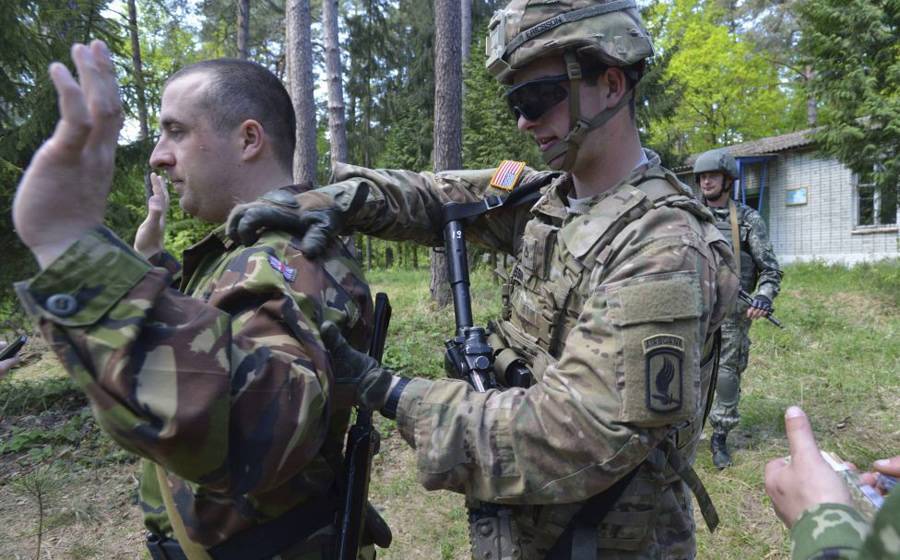В штабе ДНР рассказали, кого в «Десне» готовят инструктора НАТО