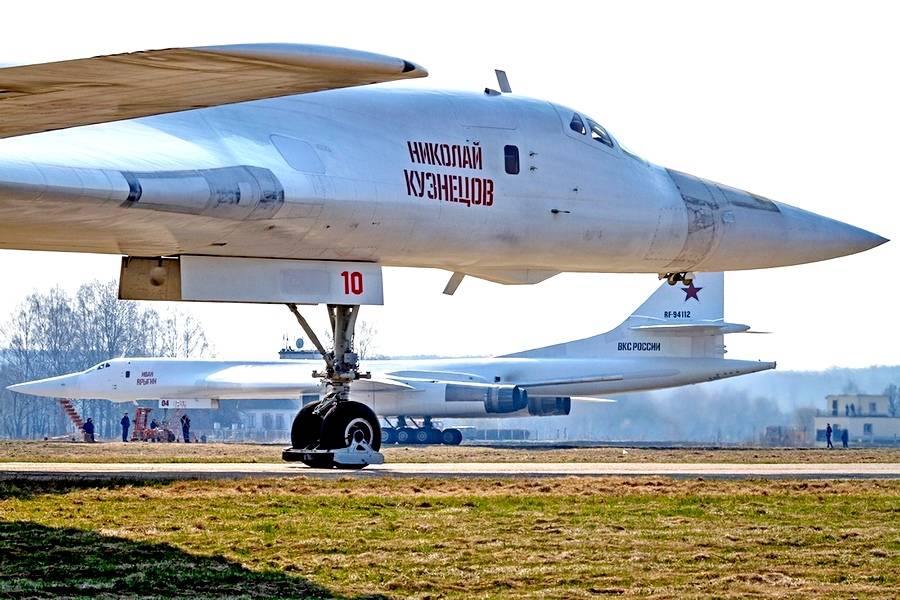 Daily Mail: Британские шпионы вывезли секреты Ту-160 в пакете с чаем