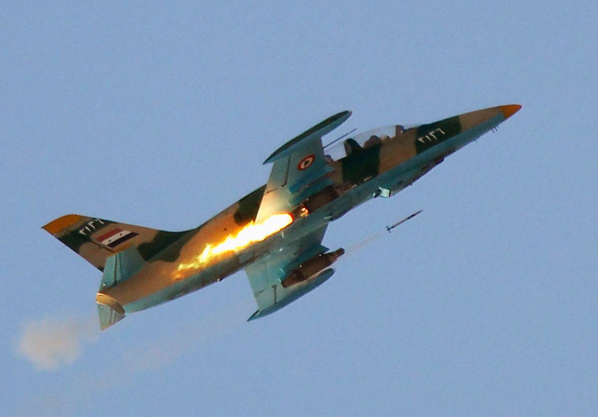 ВВС Сирии нанесли удар по стратегическому форпосту боевиков в Алеппо