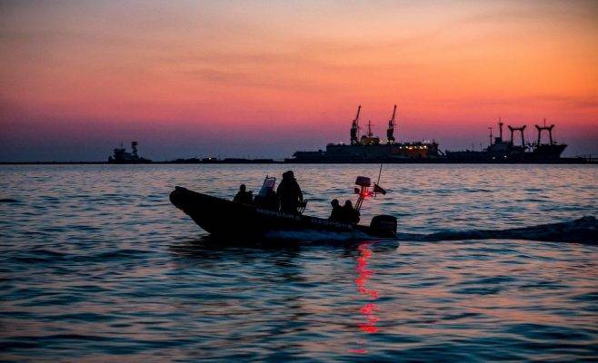 Маневры ВМСУ в Азовском море: Киев может готовиться к новому "прорыву"