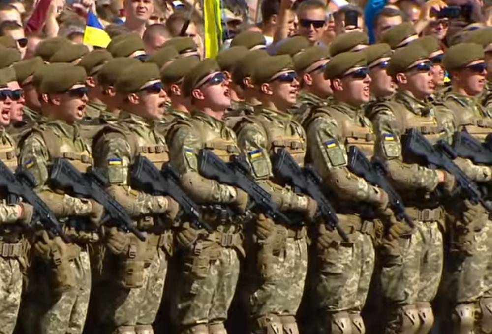 На Украине отменили прапорщиков