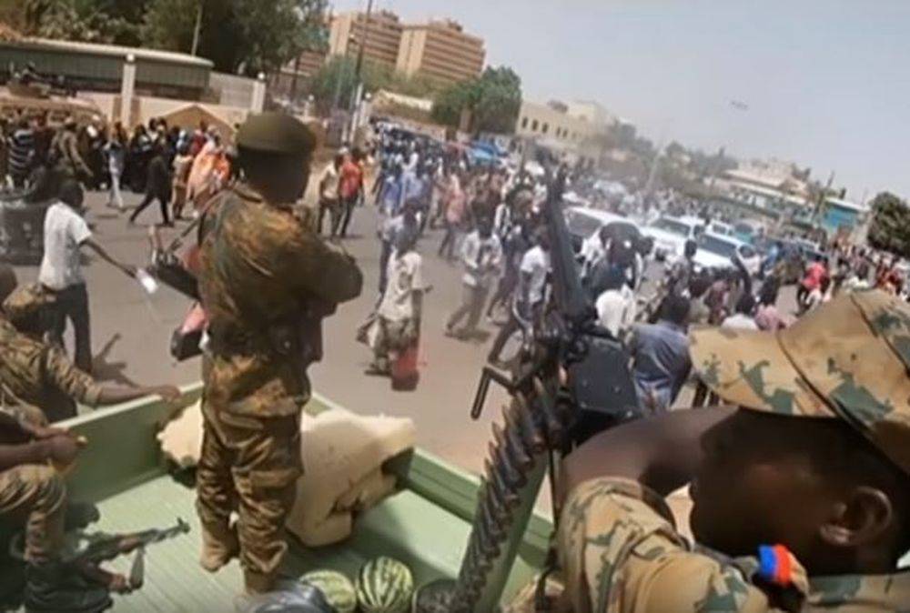 Военные в Судане совершили попытку государственного переворота