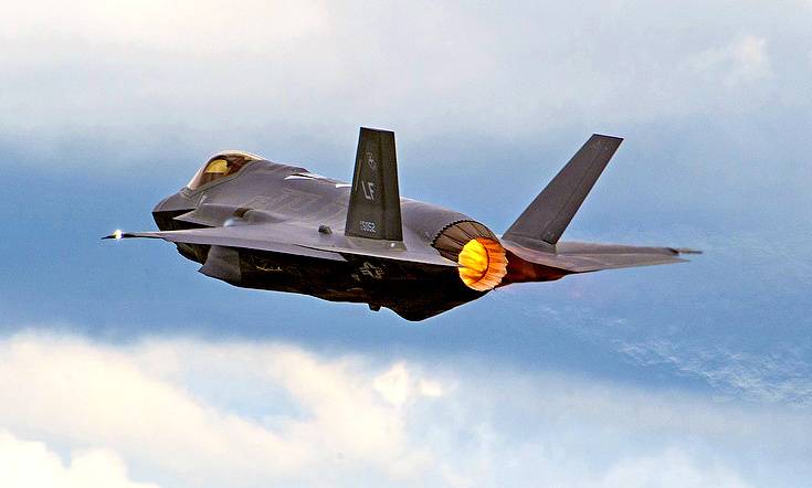 Defense News: F-35 теряет малозаметность на больших скоростях