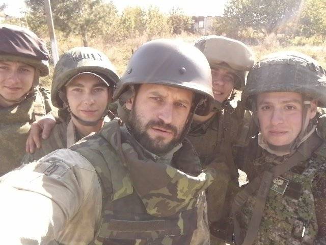 Глава батальона "Ангел" Смирнов рассказал, как помогает людям Донбасса