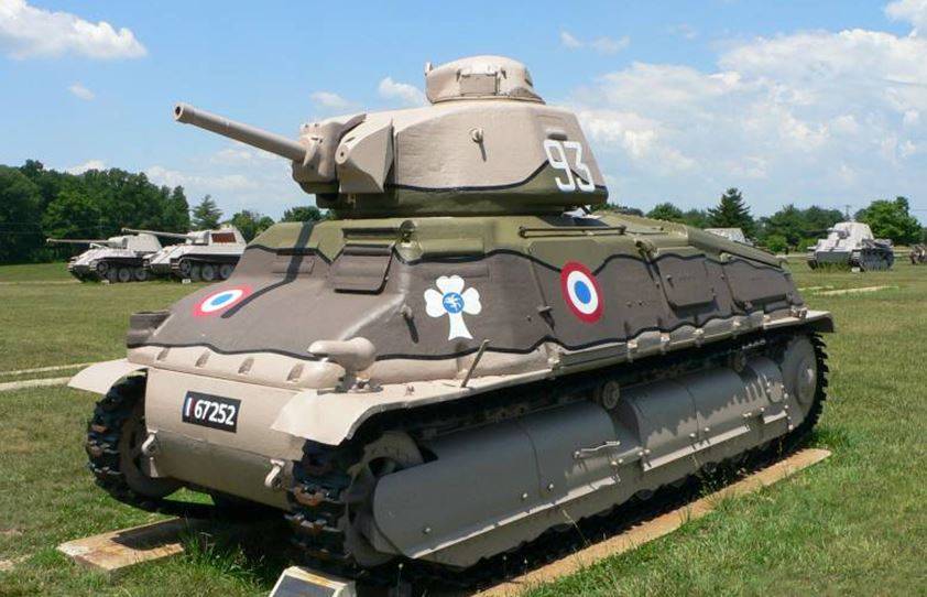 Средние и тяжёлые танки Франции в межвоенный период
