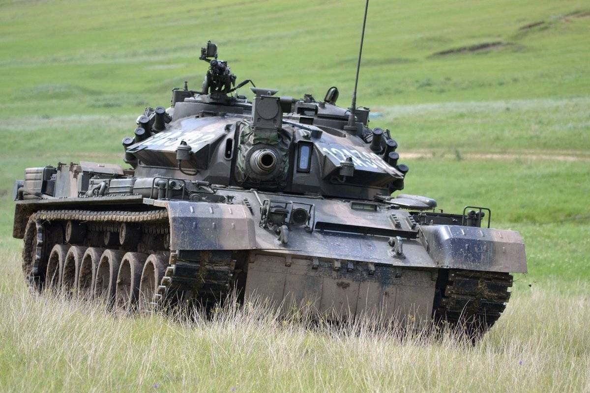 Худший танк НАТО: почему TR-85M1 Bizonul безнадежно устарел