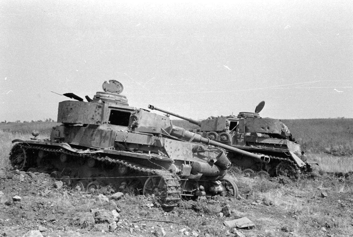 О безвозвратных потерях бронетехники СССР и Германии в 1943 году