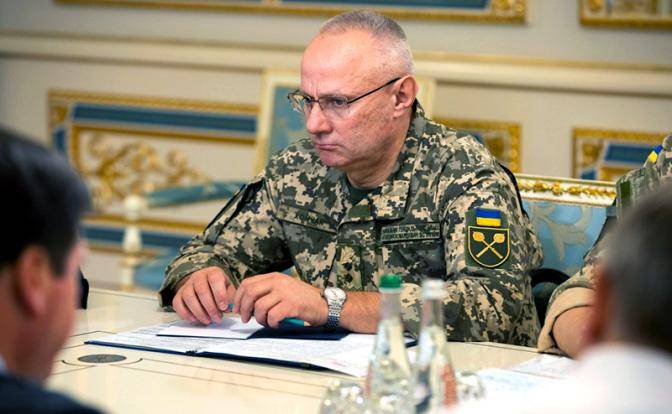 Чтобы остановить путч в Киеве, Зеленский заранее рубит генеральские головы