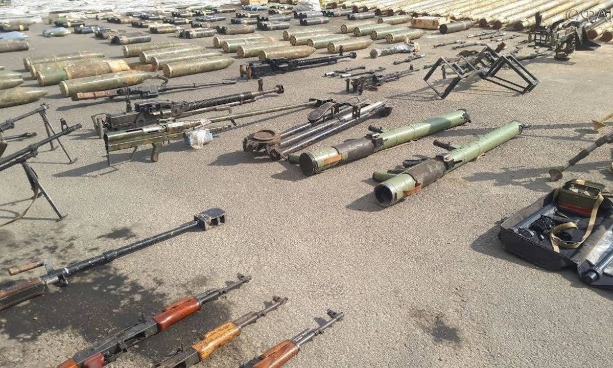 Откуда у террористов оружие. Ливия оружейное эмбарго. Поставка оружия в Сирию. Склады оружия снаряды.