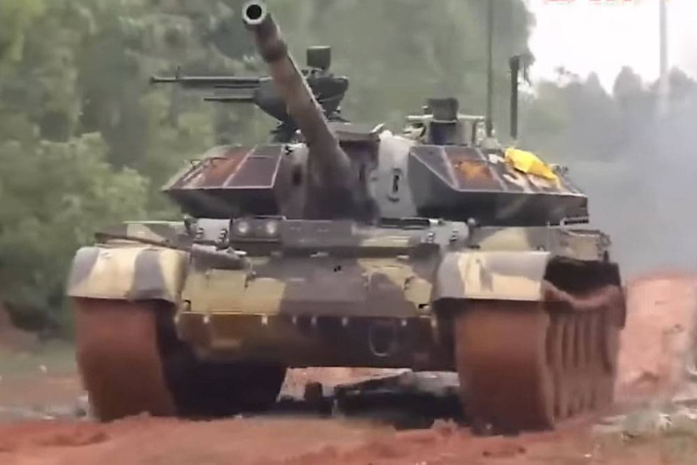 Вьетнамцы готовятся к "Танковому биатлону" на модернизированных Т-54М3