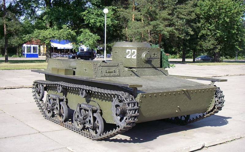 Первые лёгкие и плавающие танки СССР в межвоенный период