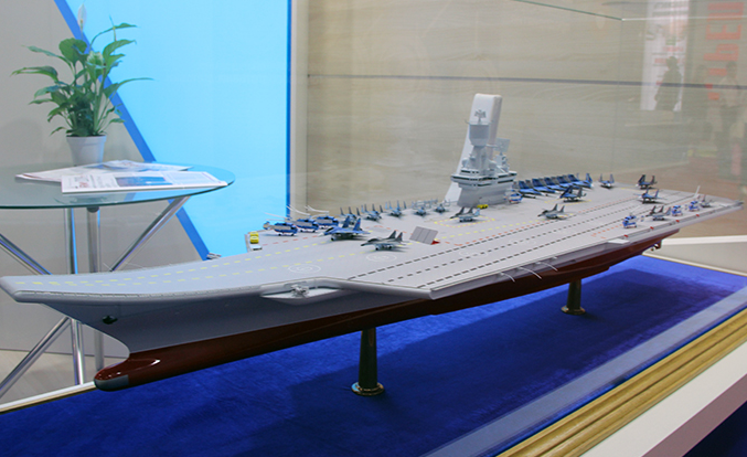 Новый авианосец РФ: почему был сделан выбор корпуса полукатамаранного типа