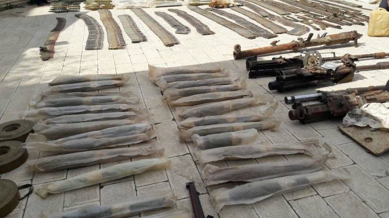 Оружейный "сюрприз": САА разоблачила более 20 схронов с оружием боевиков