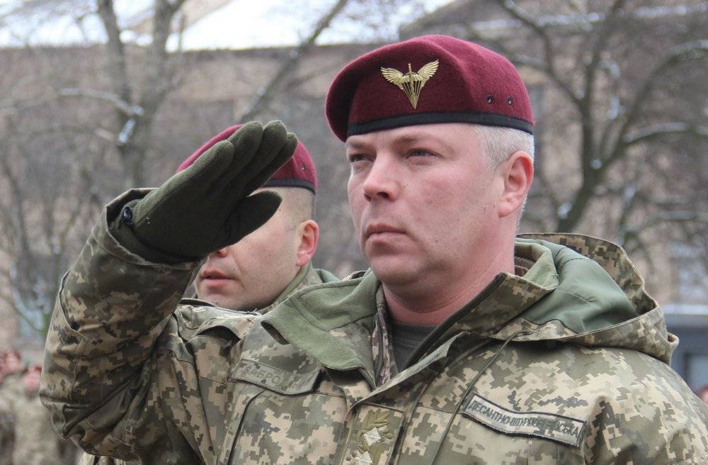 Генералы против Зеленского: ВСУ проведут парад вопреки решению президента