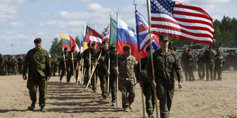 Восточная Европа - плацдарм для сил США против России