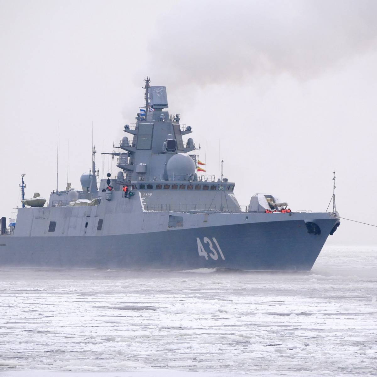 Эффективнее авианосцев: ставка на фрегаты усилит ВМФ России