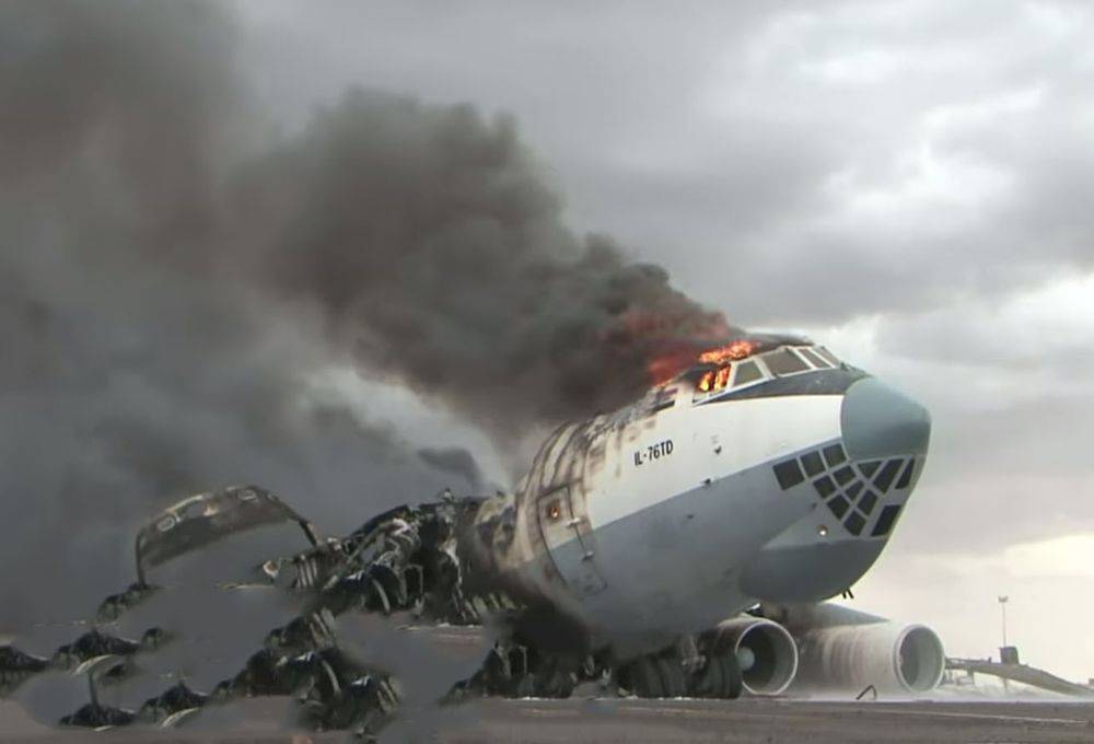В Ливии уничтожены стразу два украинских транспортных самолета Ил-76