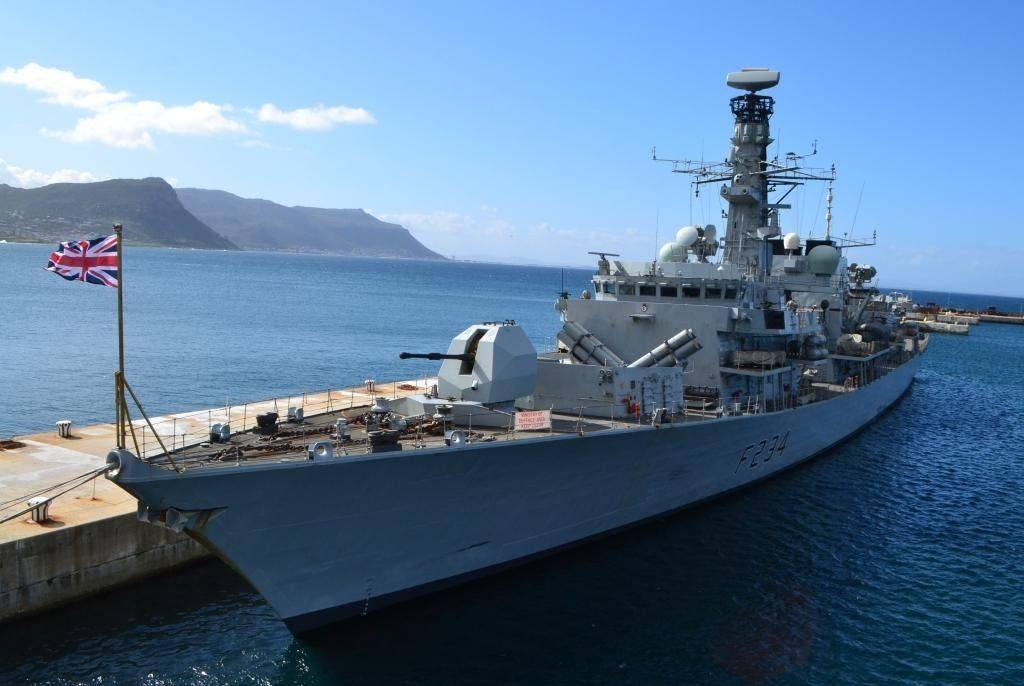 «Жалкие» размеры Королевского флота: ВМФ Британии не готов к войне