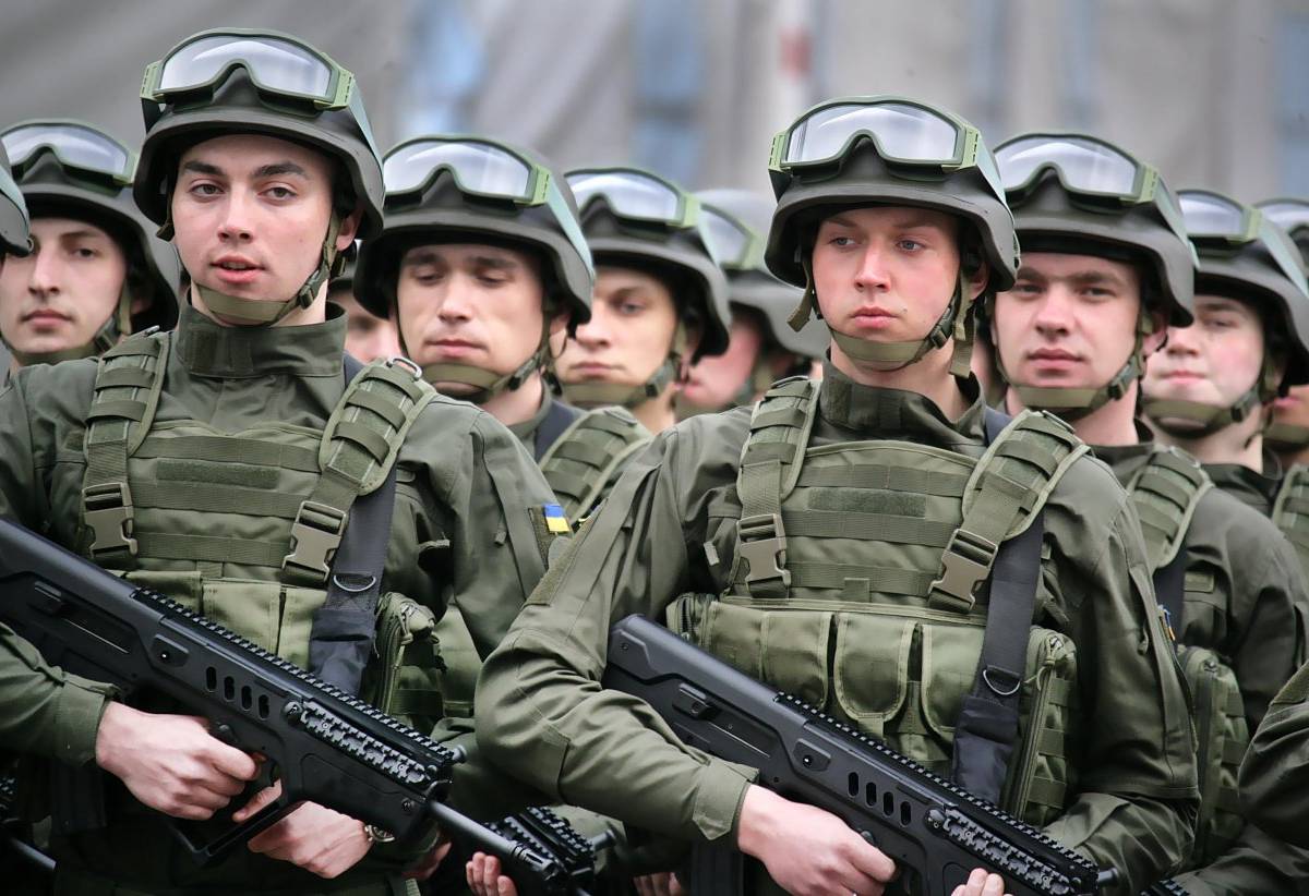 Украина тренирует солдат Нацгвардии в Чернобыле для боев на Донбассе