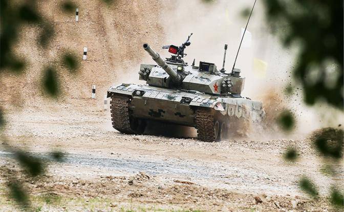 Китайские танки на поле боя задавят «Абрамсы» и «Леопарды» массой