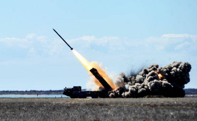 Каким оружием Киев угрожает добить до самого Урала