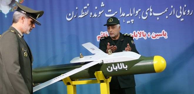 В Иране продемонстрировали новые «умные бомбы»