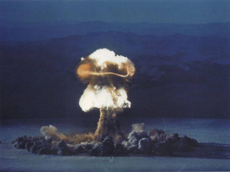 Стоит ли ожидать возвращения нейтронной бомбы?