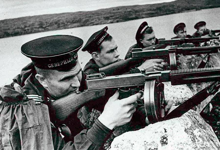 Как Красная армия применяла оружие гангстеров США