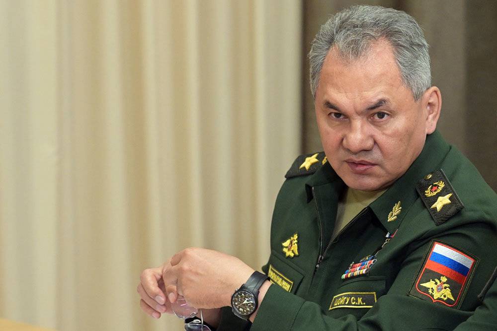 Шойгу заявил, что Россия не пытается "дразнить" США полетами на Чукотку