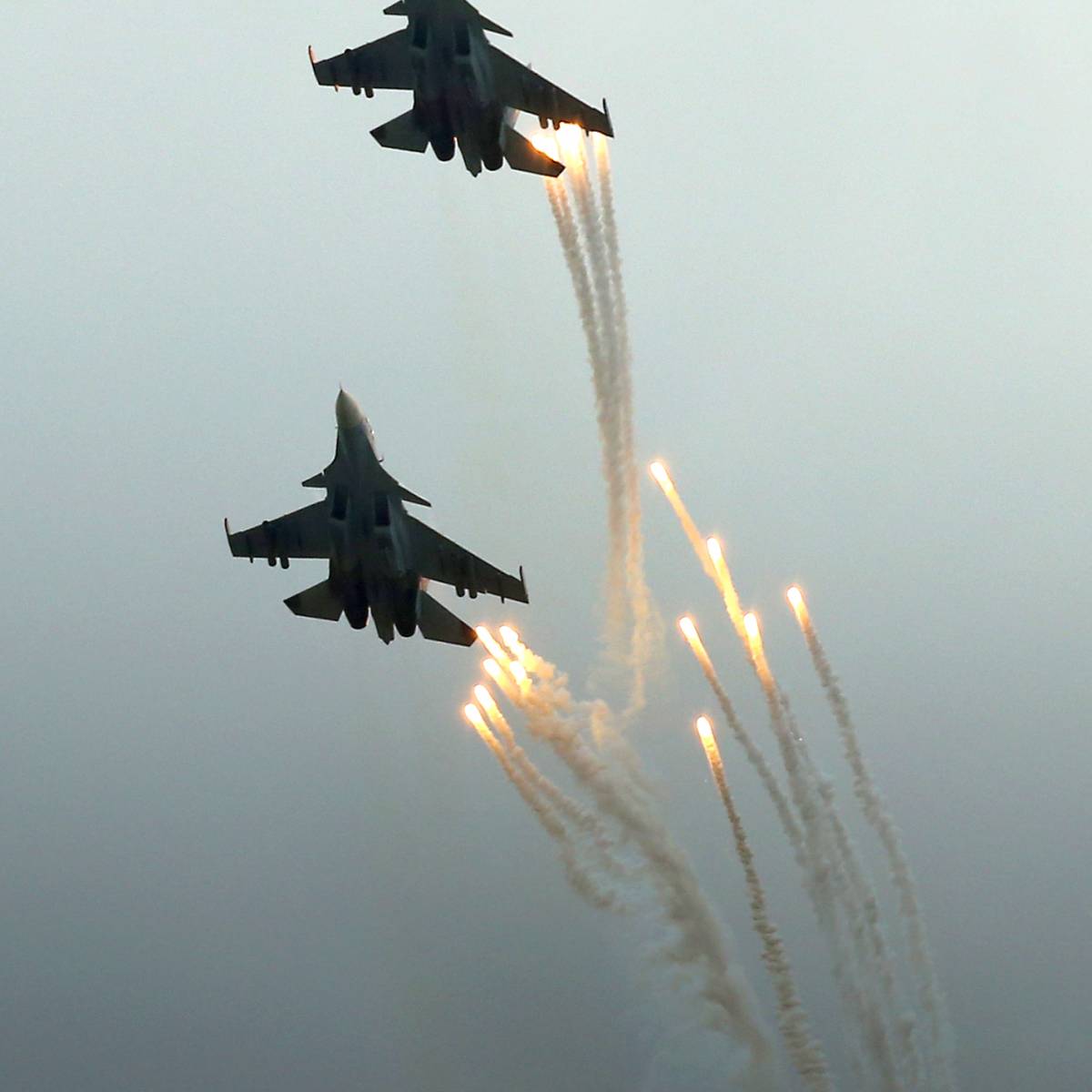 Экипажи Су-35, МиГ-31 и "Терминаторов" получат огнестойкие комбинезоны