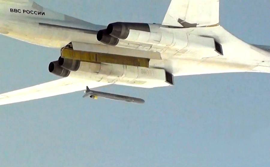 Видеоролик с редкими кадрами с Ту-160 опубликован в Сети