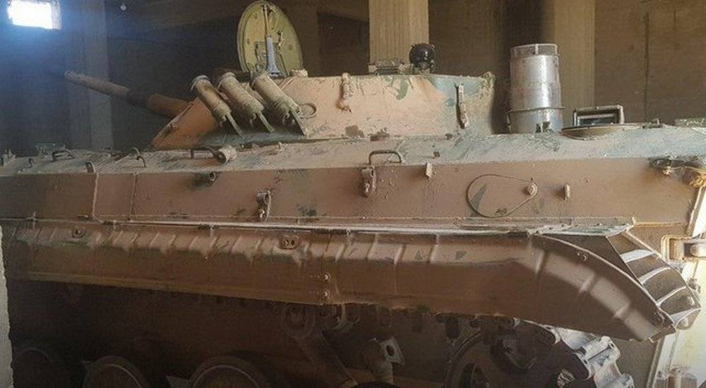 В Сирии потерян редкий бронированный "универсальный солдат" - БРМ-1К