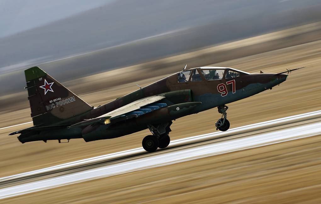Штурмовик Су-25УБ разбился на Северном Кавказе