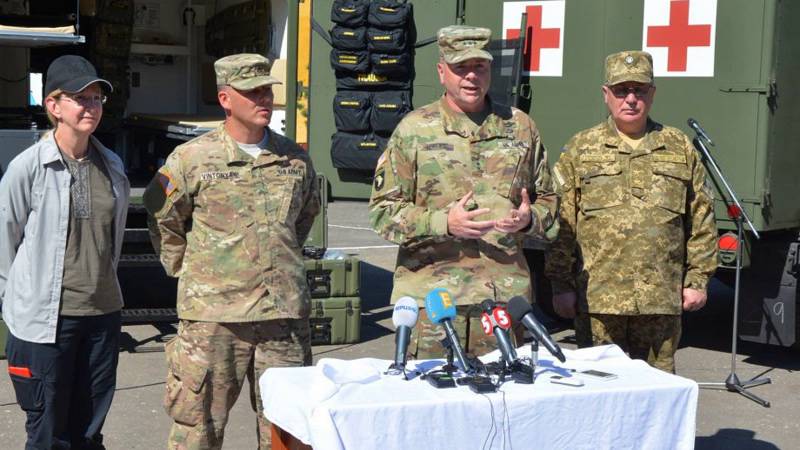 Генералы ВСУ разворовали военно-медицинскую помощь США