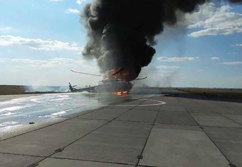 Появилось видео жесткой посадки вертолета Ми-8 в Саратовской области