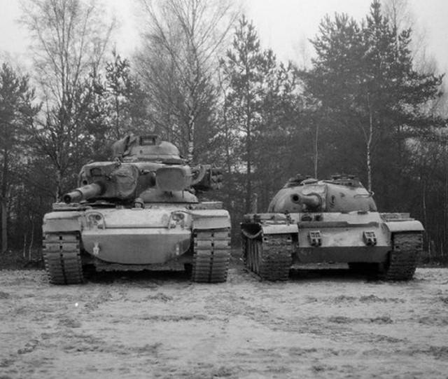 Монстр-неудачник против легенды: М60А2 "Звездолет" из США и Т-54А СССР