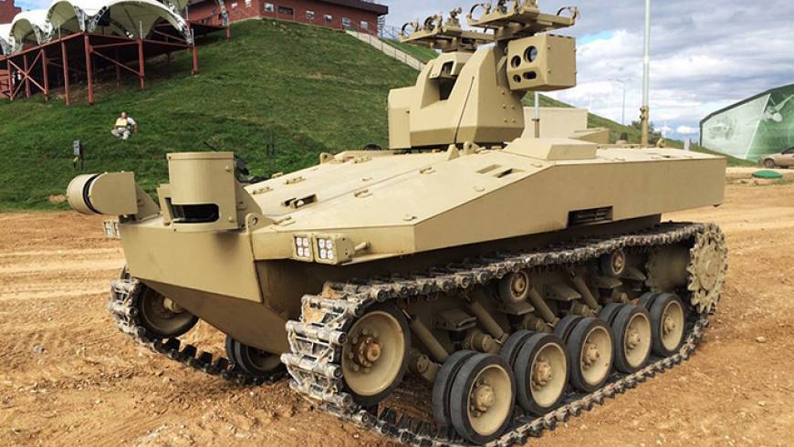 Война будущего: NI сравнил боевых роботов США с беспилотными танками РФ