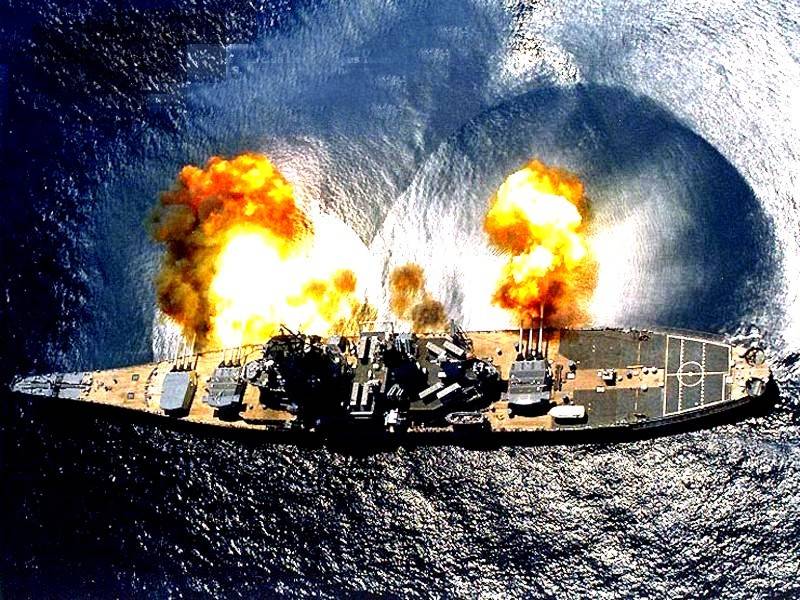 NI о победе в ракетном бою: USS ВМС США "Айова" против крейсера "Киров"